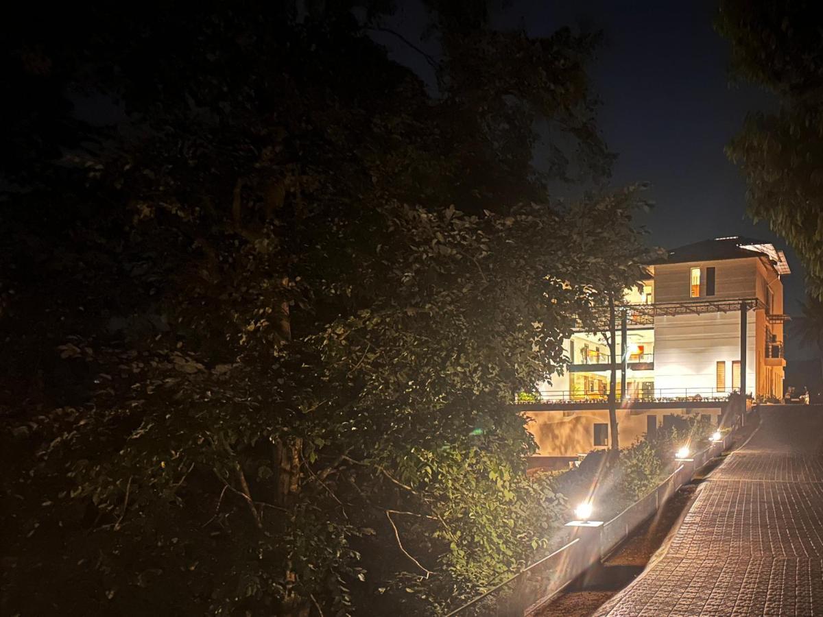 Viceroy Luxury Mountain Resort And Spa 蒙纳 外观 照片